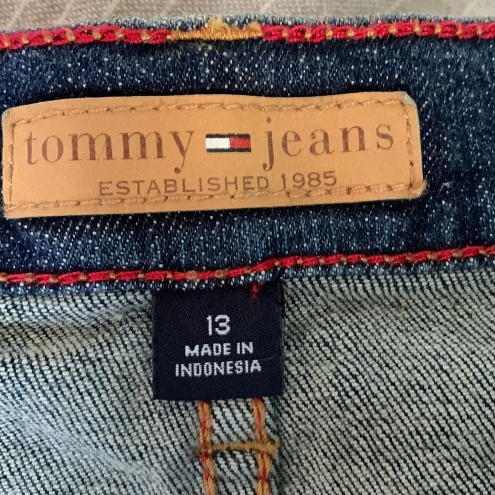 Tommy Hilfiger Denim Dark Wash Skirt Ruffle Unfinished Hem Distressed Large 13